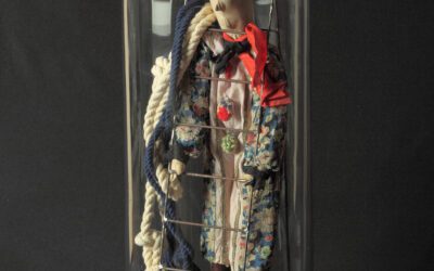 Marlena Niestrój - kurator wystawy -Wystawa Bogny Becker „Małe światy. Apoteoza śmierci pajaca.” - Zdjęcia z wystawy